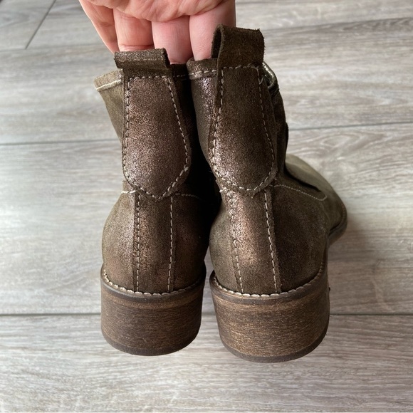 Chanii B  Metallic Brown Leather Ankle Boots Made in Portugal - Picture 10 of 11